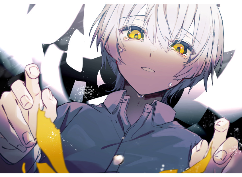 1boy black_background border collared_shirt crying crying_with_eyes_open daifuku_mame_(kageroudt33) facing_viewer highres long_sleeves looking_down male_focus multicolored_background pale_skin parted_lips sad shirt tears teeth white_background white_border white_hair white_shirt yellow_eyes