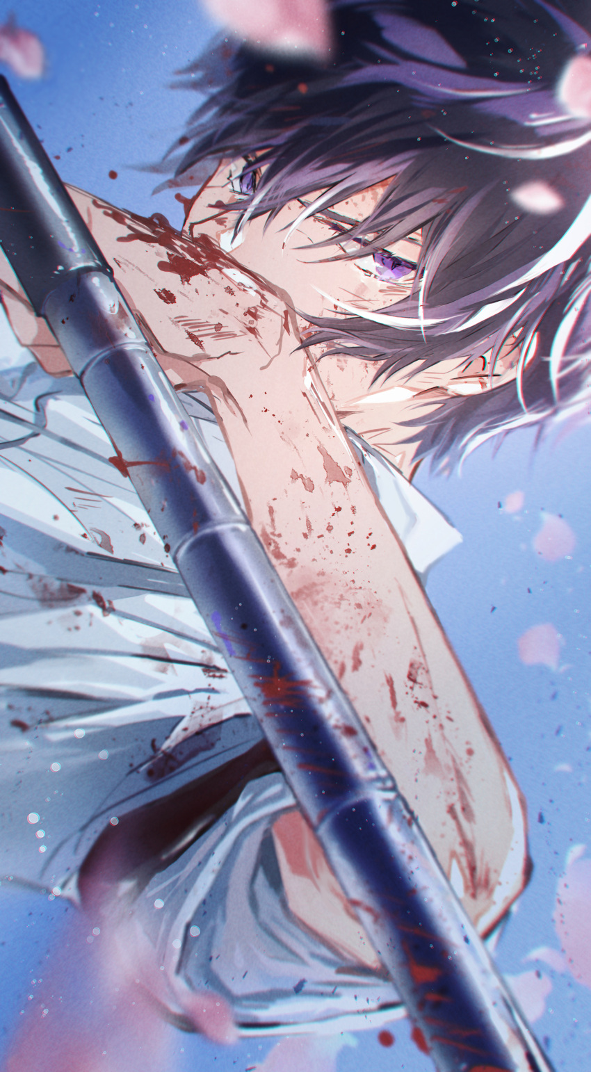 1boy absurdres black_hair blood commentary_request hibari_kyouya highres holding holding_weapon katekyo_hitman_reborn kuuu_ilst male_focus partial_commentary petals shirt short_hair solo upper_body violet_eyes weapon white_shirt