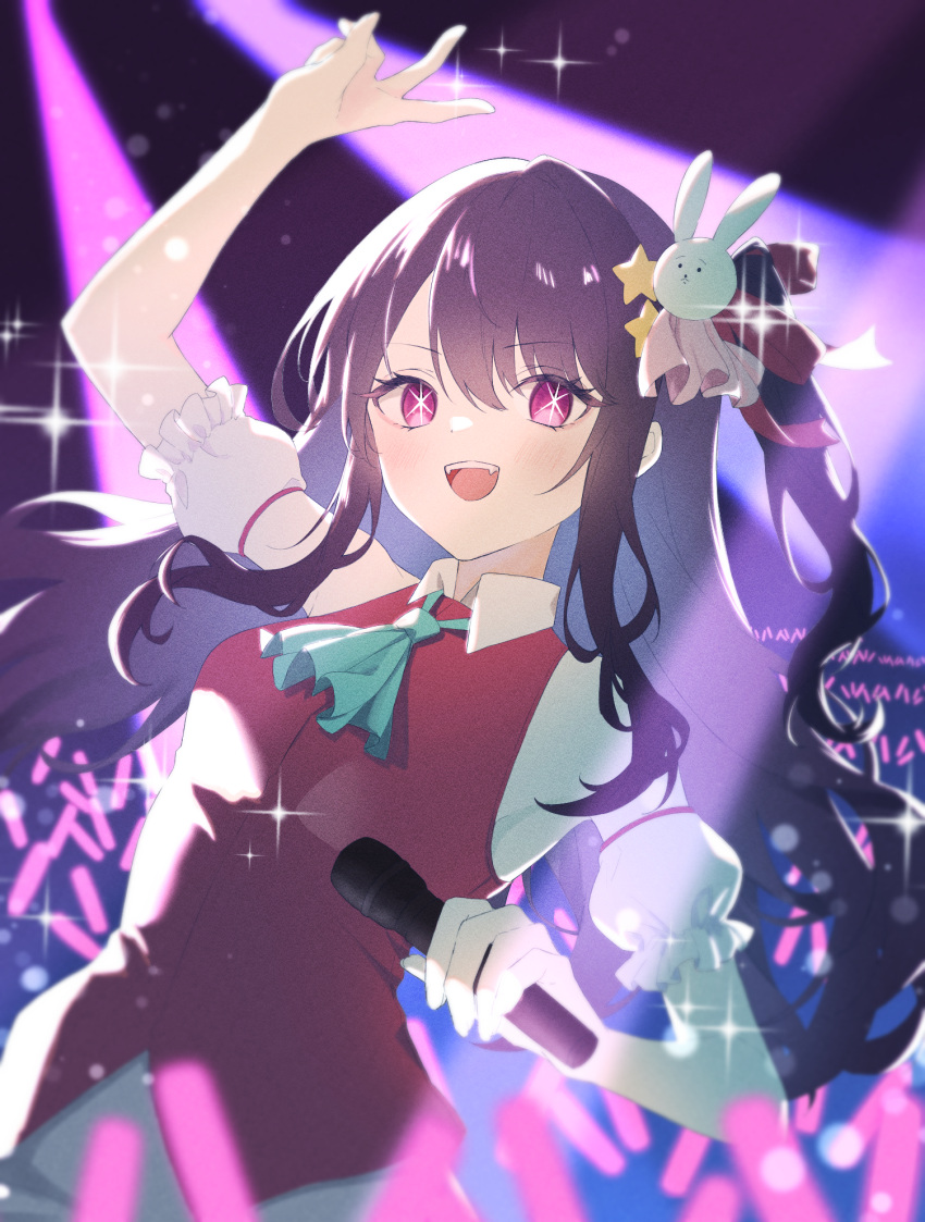 1girl :d arm_up ascot audience bare_shoulders blue_ascot blush collared_dress commentary detached_sleeves dress fangs frilled_sleeves frills glowstick hair_between_eyes hair_ornament hair_ribbon highres holding holding_microphone hoshino_ai_(oshi_no_ko) hozumi_toki idol idol_clothes long_hair looking_at_viewer microphone one_side_up open_mouth oshi_no_ko pink_dress pink_ribbon purple_hair rabbit_hair_ornament ribbon sidelocks sleeveless sleeveless_dress smile solo sparkle stage_lights star-shaped_pupils star_(symbol) star_hair_ornament symbol-shaped_pupils teeth upper_teeth_only v violet_eyes