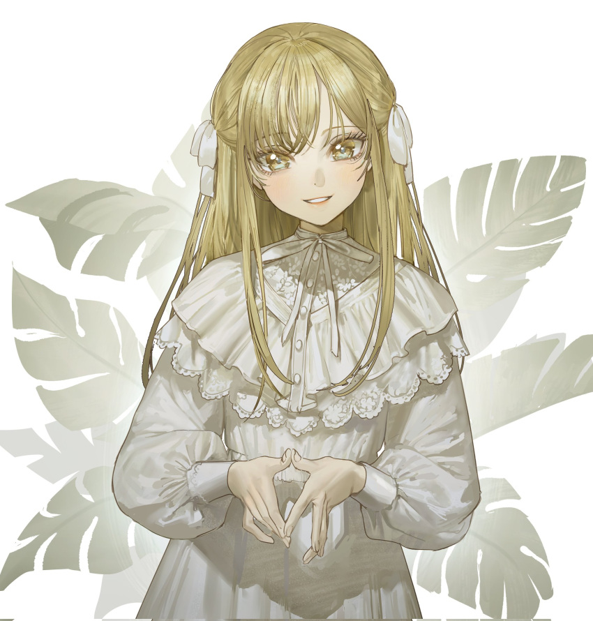 1girl blonde_hair collar cowboy_shot dress floral_background frilled_collar frills hair_ribbon highres light_smile long_hair monstera_deliciosa original own_hands_together puffy_sleeves ribbon seveneightdu sidelocks solo white_background white_dress white_ribbon yellow_eyes