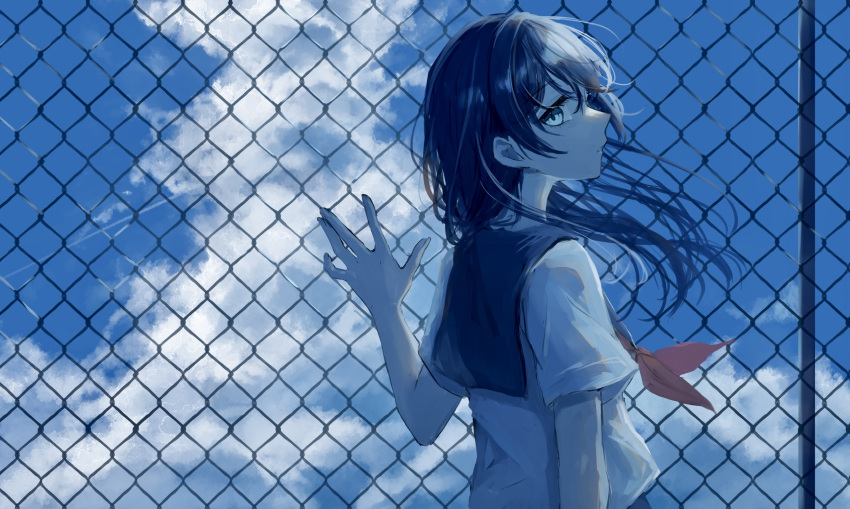 1girl black_hair blue_eyes blue_sailor_collar blue_theme chain-link_fence clouds commentary_request fence from_side hair_between_eyes highres long_hair looking_at_viewer looking_to_the_side neckerchief original outdoors parted_lips red_neckerchief saikisaika sailor_collar school_uniform serafuku shirt short_sleeves sky solo upper_body white_serafuku white_shirt