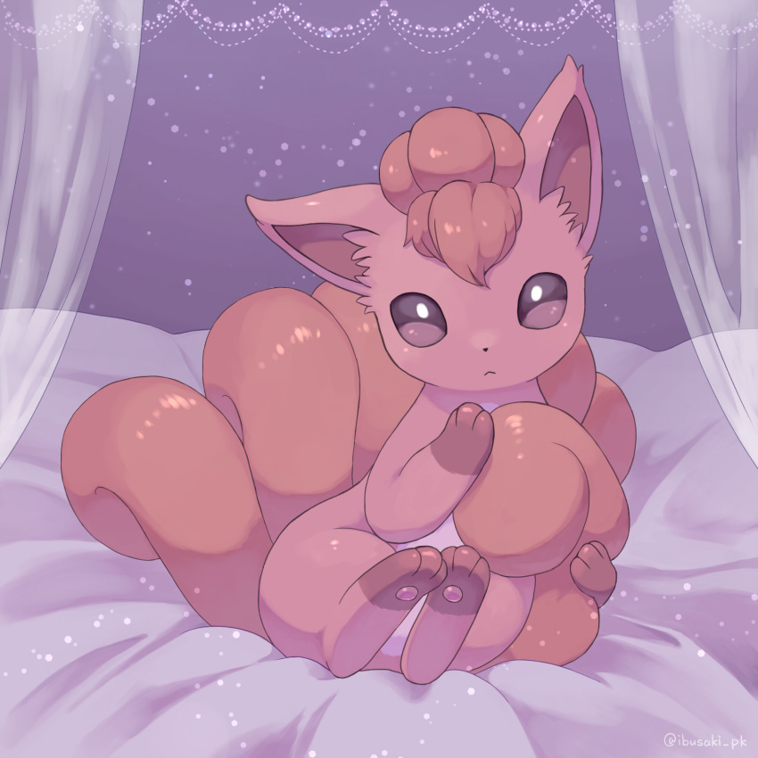 animal_focus bright_pupils brown_eyes closed_mouth commentary_request full_body highres ibusaki_(ivu) looking_at_viewer no_humans pokemon pokemon_(creature) sitting solo vulpix white_pupils