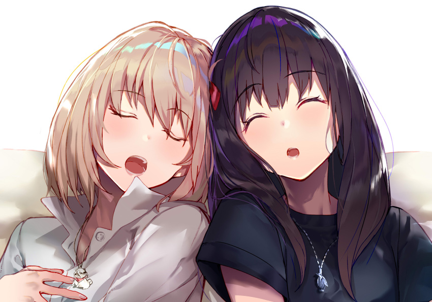 2girls black_hair black_shirt blonde_hair blush closed_eyes collared_shirt commentary_request dress_shirt hair_ribbon highres inoue_takina jewelry long_hair lycoris_recoil medium_hair multiple_girls necklace nishikigi_chisato open_mouth red_ribbon ribbon shirt short_sleeves sidelocks simple_background sleeping sleeping_on_person sleeping_upright teeth tsukudani_(ore624) white_background white_shirt