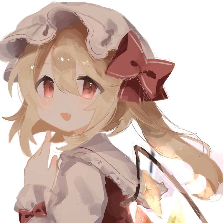 1girl :d blonde_hair bow chicachang fang flandre_scarlet hair_between_eyes hand_up hat highres mob_cap simple_background skin_fang smile solo touhou upper_body white_background wings