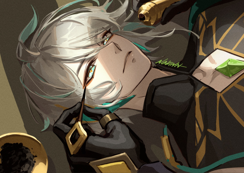 1boy ahoge alhaitham_(genshin_impact) applying_makeup aqua_eyes aqua_hair artist_name black_shirt bowl cable chest_jewel collarbone crack_of_light eyeliner eyeshadow from_above gem genshin_impact gloves gold_trim green_gemstone grey_hair hair_between_eyes hand_up headphones highres holding jewelry looking_at_another lying makeup male_focus mandarin_collar multicolored_eyes multicolored_hair ngkhyn open_mouth red_eyeshadow ring shirt short_hair sidelocks signature simple_background streaked_hair teeth thumb_ring two-tone_hair