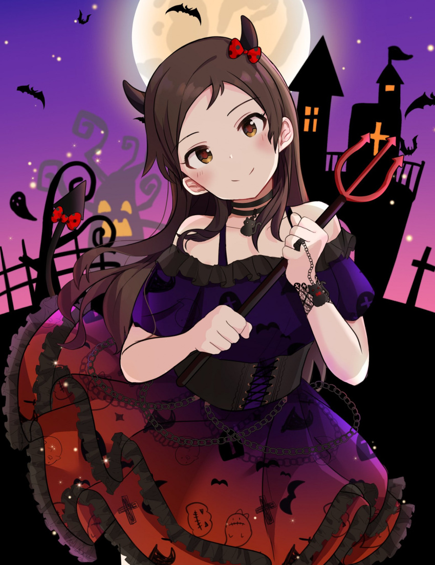 1girl bare_shoulders bare_tree bat_(animal) black_cat black_choker black_corset black_wristband blush breasts brown_eyes brown_hair castle cat chain choker closed_mouth collarbone corset cowboy_shot demon_horns demon_tail dress eri_(erikaida) fake_horns fake_tail fence frilled_dress frills full_moon ghost gradient_sky grave hair_ribbon halloween hands_up highres holding holding_polearm holding_weapon horns idolmaster idolmaster_million_live! idolmaster_million_live!_theater_days jack-o'-lantern jewelry kitazawa_shiho lace_trim layered_skirt long_hair looking_at_viewer medium_breasts moon night off-shoulder_dress off_shoulder pendant_choker polearm polka_dot polka_dot_ribbon print_dress red_ribbon ribbon ring short_sleeves silhouette skirt sky smile solo standing star_(sky) starry_sky tail tree two-tone_dress weapon