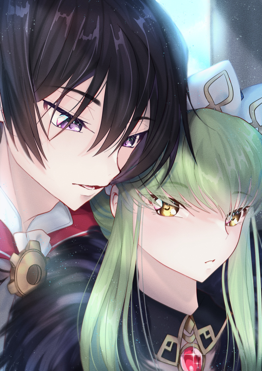 1boy 1girl absurdres black_fur black_hair blush budgiepon c.c. close-up coat code_geass commentary cosplay expressionless eyes_visible_through_hair fur-trimmed_coat fur_trim genshin_impact green_hair hair_between_eyes heads_together hetero highres lelouch_vi_britannia light_particles long_hair looking_at_another lower_teeth_only nose parted_lips sandrone_(genshin_impact) sandrone_(genshin_impact)_(cosplay) short_hair sidelocks teeth violet_eyes white_headdress yellow_eyes