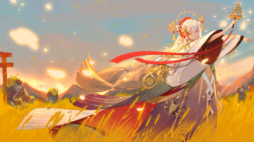 1girl 3boys absurdres arms_up autumn bell blue_sky brown_shirt character_request closed_eyes closed_mouth dusk glowing gradient_sky hair_ornament harvest highres holding holding_bell japanese_clothes kimono layered_sleeves long_hair long_skirt long_sleeves low-tied_long_hair low_twintails mountain multiple_boys onmyoji orange_sky outdoors purple_skirt shirt skirt sky smile solo_focus torii twintails very_long_hair wheat wheat_field white_hair white_kimono wide_sleeves wind yi_er_san