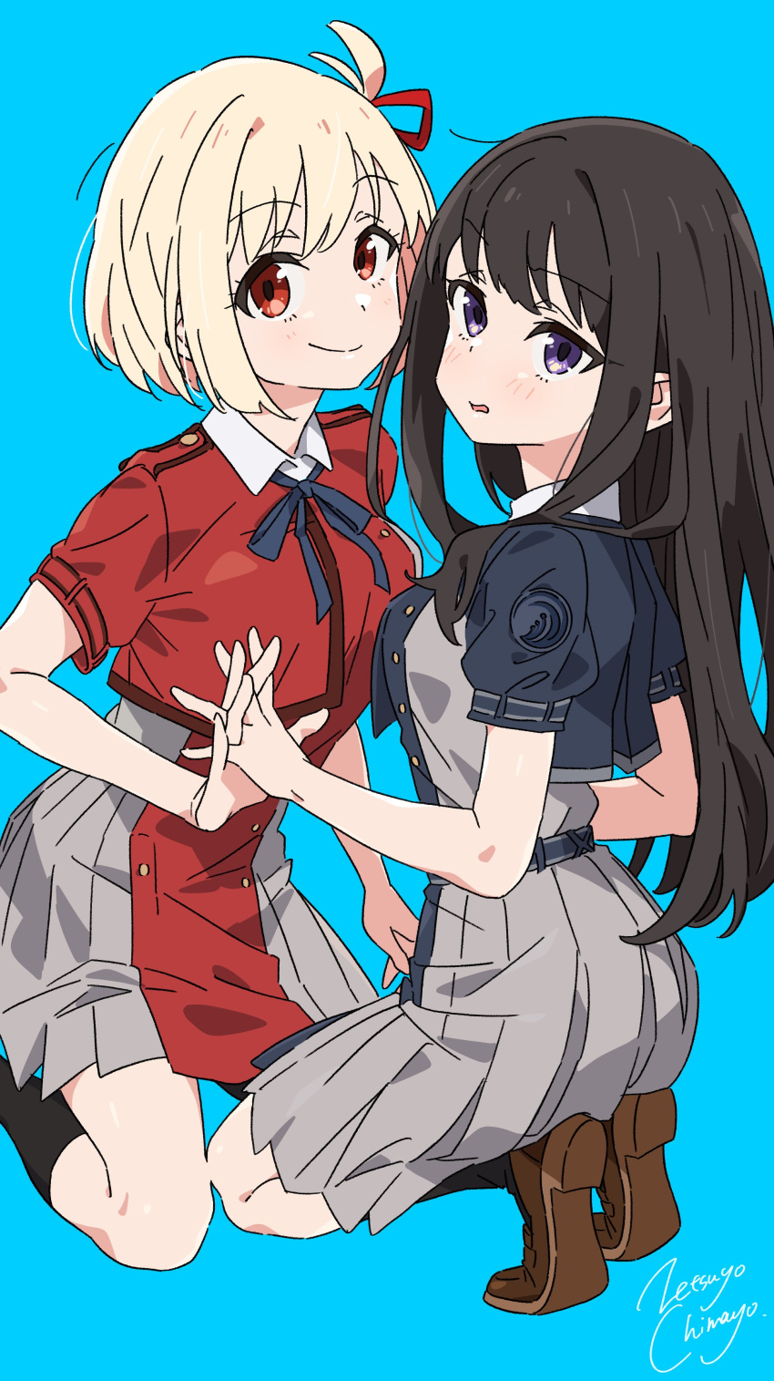 2girls absurdres black_hair blonde_hair blush breasts highres large_breasts looking_at_viewer lycoris_recoil lycoris_uniform multiple_girls red_eyes violet_eyes yuri zetsuyo_chimayo