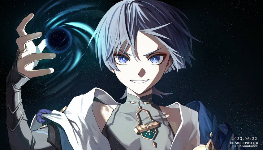1boy armor black_hair blue_eyes chinikuniku commentary dated genshin_impact hair_between_eyes highres japanese_armor japanese_clothes kote kurokote looking_at_viewer male_focus mandarin_collar open_hand scaramouche_(genshin_impact) sky solo star_(sky) starry_sky symbol-only_commentary twitter_username upper_body wanderer_(genshin_impact)