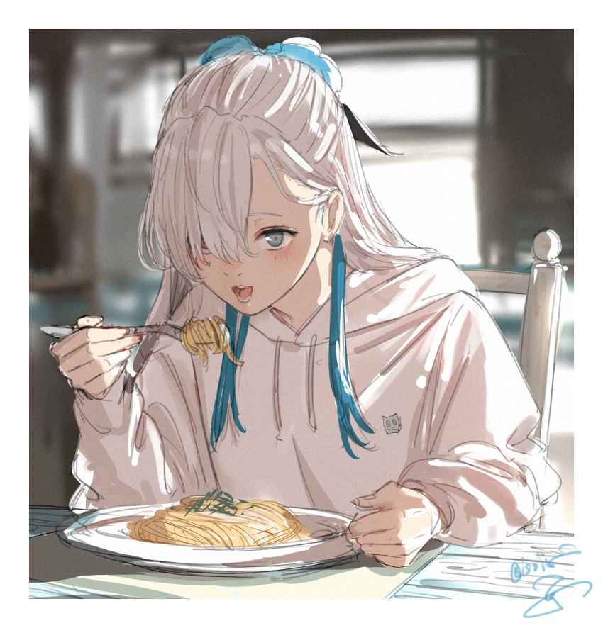1girl alternate_costume alternate_hairstyle blue_flower blue_hair border commentary drawstring eating fang flower food fork grey_eyes hair_flower hair_ornament hair_over_one_eye half_updo heterochromia highres holding holding_fork hood hood_down hoodie imminent_bite indoors isekai_joucho isshiki_(ffmania7) kamitsubaki_studio light_blush long_hair long_sleeves looking_at_viewer multicolored_hair nostrils on_chair open_mouth overexposure pasta plate red_eyes sidelighting signature sitting solo spaghetti streaked_hair symbol-only_commentary table upper_body virtual_youtuber white_border white_hair white_hoodie window