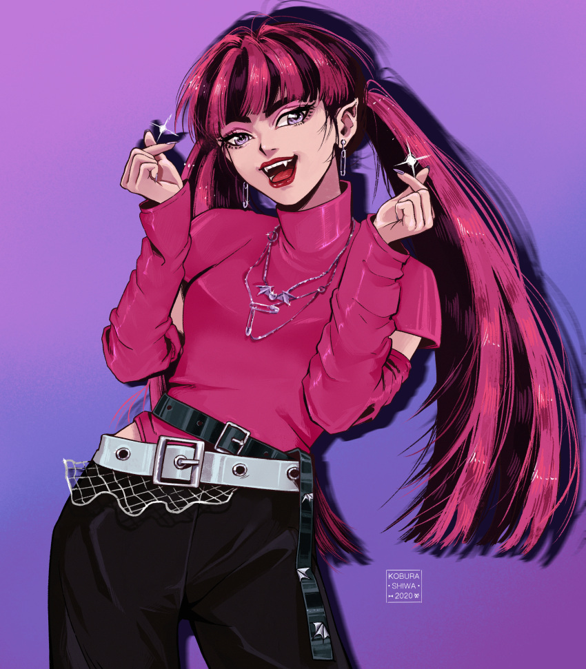 1girl absurdres alternate_costume belt black_hair black_pants detached_sleeves dracula draculaura earrings fangs gradient_background highres jewelry k-pop koburash1wa looking_at_viewer monster_high multicolored_hair necklace open_mouth pants paperclip_earrings pink_hair pink_shirt pink_sleeves pointy_ears shirt solo twintails two-tone_hair violet_eyes
