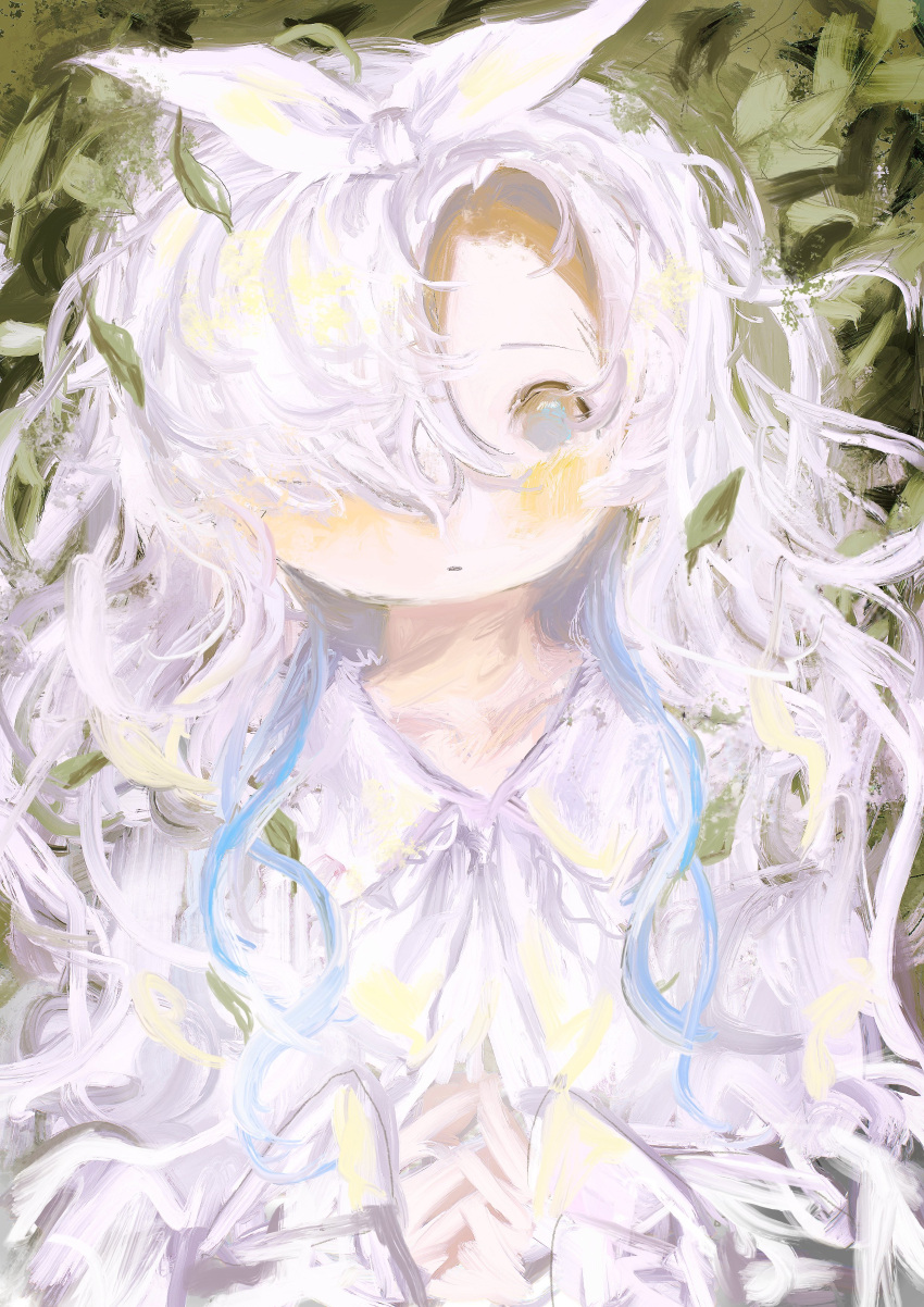 1girl :| absurdres blue_hair blush bow closed_mouth collared_dress commentary dress expressionless grey_eyes hair_bow hair_over_one_eye heim highres isekai_joucho kamitsubaki_studio leaf leaf_background leaf_on_head long_hair long_sleeves looking_at_viewer messy_hair multicolored_hair one_eye_covered painterly sleeves_past_wrists solo steepled_fingers straight-on streaked_hair upper_body very_long_hair virtual_youtuber white_bow white_dress white_hair