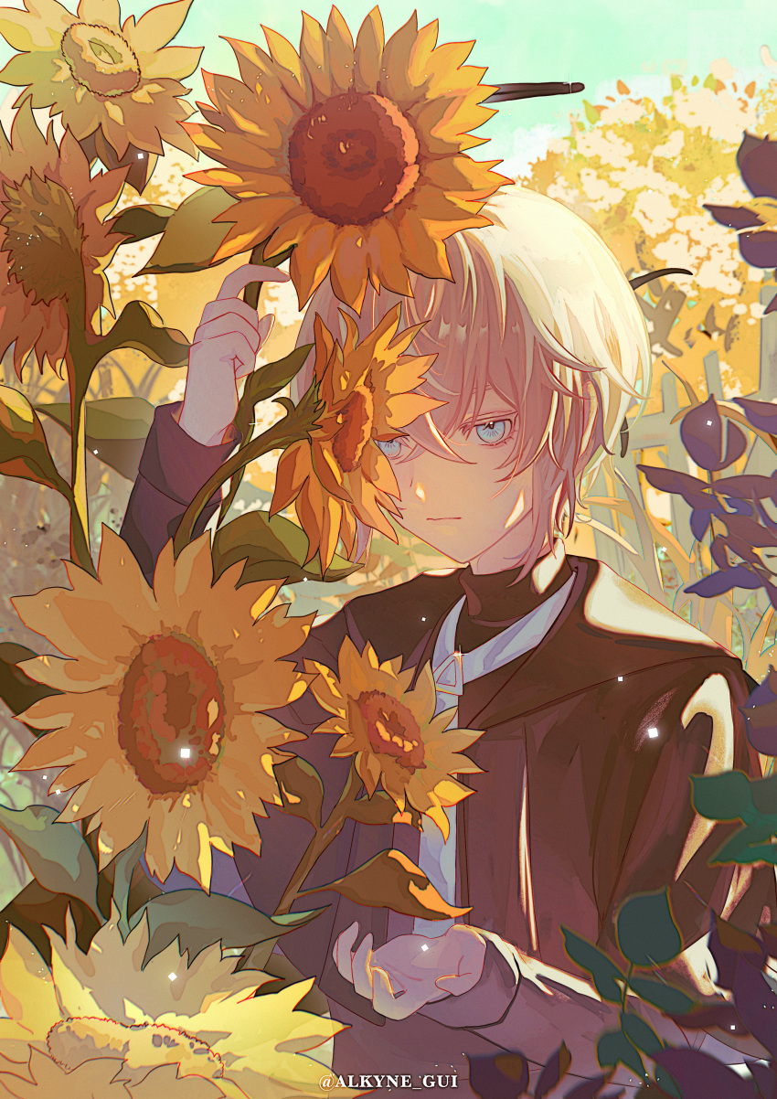 1boy absurdres arknights artist_name black_capelet black_shirt blonde_hair blue_eyes capelet chinese_commentary closed_mouth commentary_request dark_halo executor_(arknights) expressionless flower hair_between_eyes halo highres holding holding_flower leaf long_sleeves looking_at_viewer male_focus nanxuexixia necktie outdoors shirt short_hair sky solo sunflower upper_body white_necktie yellow_flower