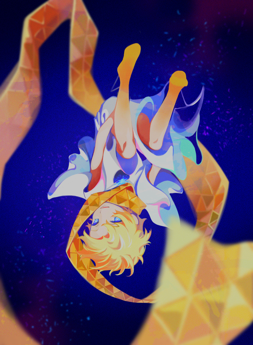 1boy barefoot blonde_hair blue_eyes colored_skin commentary fate_(series) highres ieiieiiei male_focus orange_skin outdoors parted_lips scarf sky solo space star_(sky) starry_background starry_sky tunic upside-down voyager_(fate) voyager_(first_ascension)_(fate) white_tunic yellow_scarf