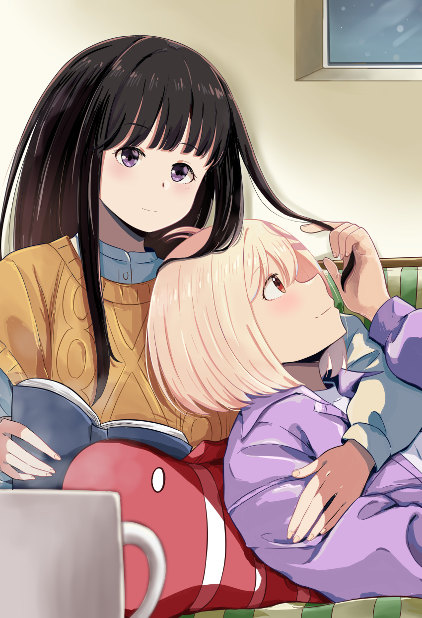 2girls absurdres black_hair blonde_hair blurry blush bob_cut book brown_sweater_vest chai_haru closed_mouth commentary_request couch couple cup depth_of_field highres holding holding_book indoors inoue_takina jacket leaning_on_person long_hair long_sleeves lycoris_recoil lying mug multiple_girls nishikigi_chisato one_side_up open_book playing_with_another's_hair puffy_sleeves purple_jacket shadow shirt short_hair sweater_vest upper_body violet_eyes white_shirt yuri