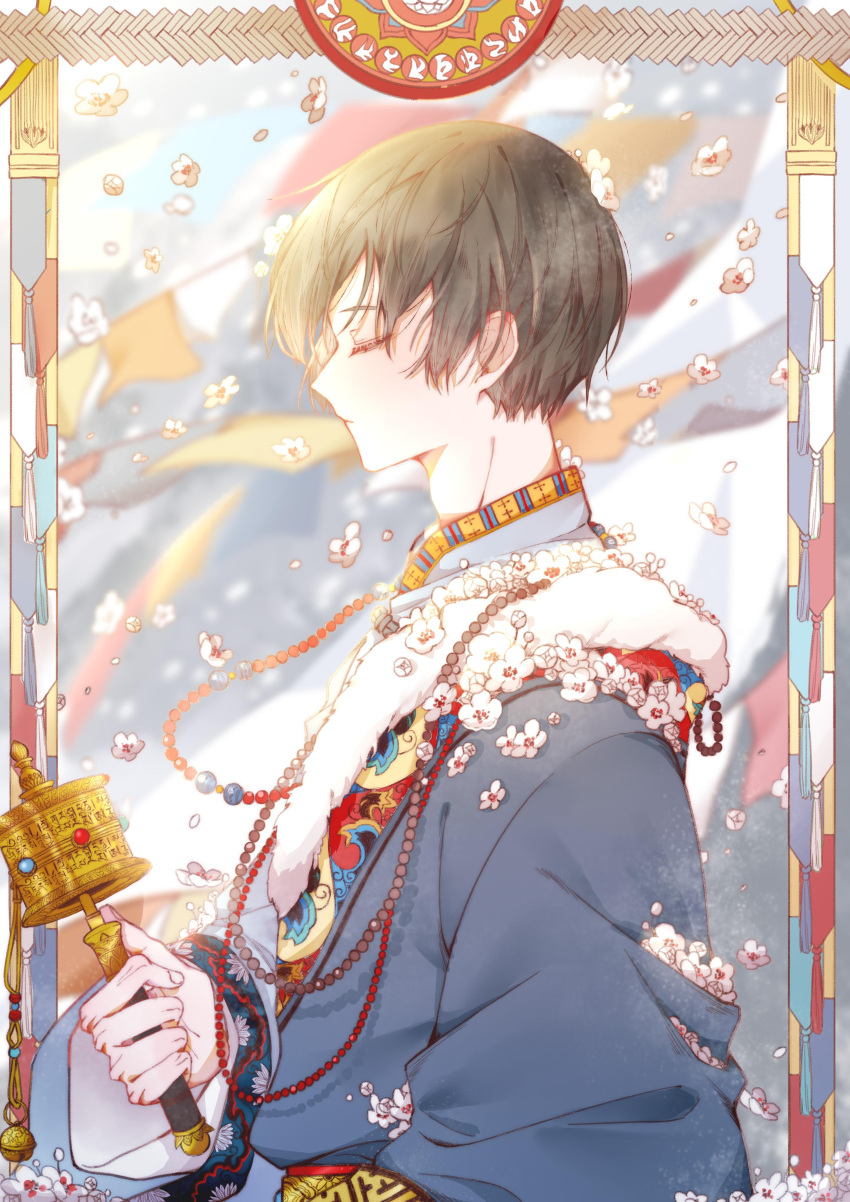 1boy absurdres baihua_er bead_necklace beads black_hair blue_coat chinese_clothes closed_eyes coat dao_mu_bi_ji flower from_side hand_up highres jewelry male_focus necklace prayer_wheel profile short_hair solo string_of_flags tibetan_clothes upper_body white_flower zhang_qiling