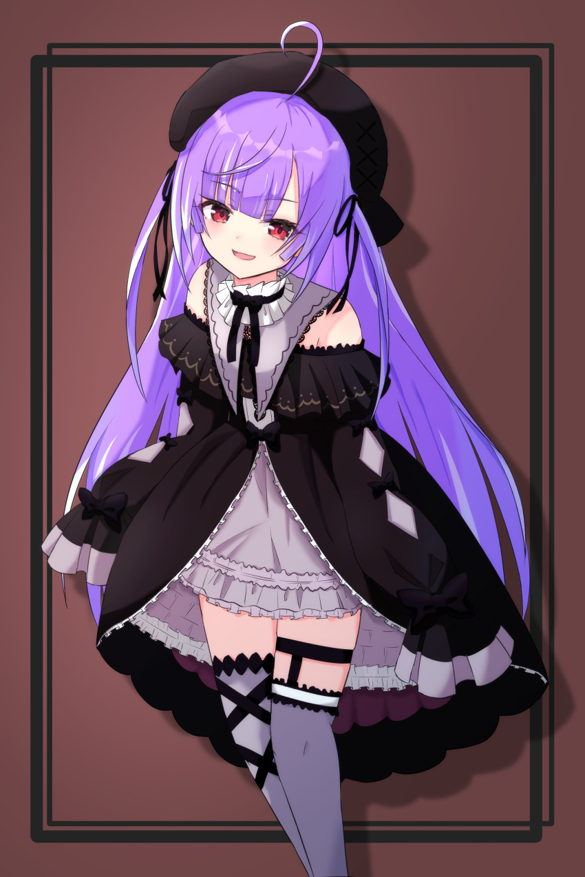 1girl absurdres ahoge beret black_bow black_bowtie black_dress black_headwear black_ribbon blunt_bangs blush bow bowtie brown_background collar commentary_request cowlick dress feet_out_of_frame frilled_dress frills grey_collar grey_thighhighs hair_ribbon hat highres leg_ribbon long_hair looking_at_viewer medium_bangs nanashi_inc. off-shoulder_dress off_shoulder open_mouth petticoat purple_hair red_eyes ribbon shadow shisui_kiki shisui_kiki_(2nd_costume) sleeve_bow sleeves_past_fingers sleeves_past_wrists smile solo thigh-highs two_side_up very_long_hair virtual_youtuber yamapiyo