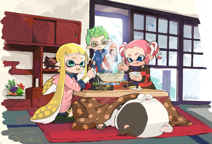 1boy 2girls :d alcohol artist_name black_shorts blonde_hair blue_eyes blue_jacket blue_shirt blunt_bangs blush bottle bowl brown_sweater cabinet chopsticks closed_mouth collared_shirt colored_tongue commentary_request cooking_pot dolphin_shorts fang fish_(food) flower food forehead green_eyes green_hair hand_up highres holding holding_bottle holding_bowl holding_chopsticks hood hood_down hoodie hotpot indoors inkling inkling_boy inkling_girl jacket judd_(splatoon) kotatsu long_hair long_sleeves looking_at_viewer looking_to_the_side lying multicolored_clothes multiple_girls nigirizushi on_back open_mouth pawpads pink_hair pink_hoodie plant plate pointy_ears polka_dot polka_dot_shirt purple_flower red_flower red_sweater rug sake_bottle seiza shelf shiohi shirt short_hair short_shorts short_twintails shorts shouji sidelocks sitting sleeves_rolled_up sliding_doors smile smirk spiky_hair splatoon_(series) standing statue steam sushi sweater table tatami tentacle_hair tongue tongue_out twintails twitter_username two-tone_sweater under_kotatsu under_table very_long_hair window wing_collar yellow_eyes yellow_tongue