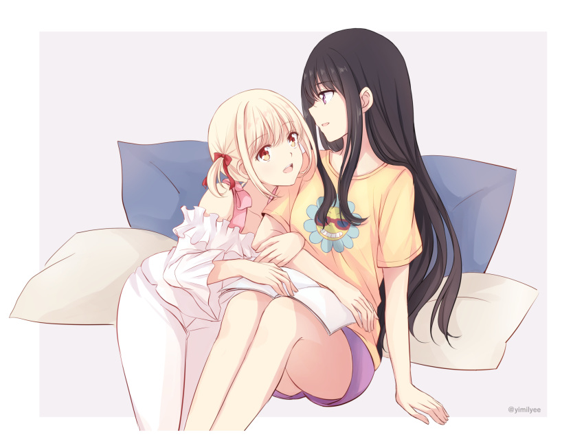 2girls arm_hug arm_support black_hair blonde_hair bow commentary_request frilled_shirt frills hair_bow highres inoue_takina knees_up long_hair lycoris_recoil multiple_girls nishikigi_chisato off-shoulder_shirt off_shoulder one_eye_closed open_mouth pajamas pants pillow purple_shorts red_bow red_eyes shirt short_hair short_sleeves short_twintails shorts sidelocks sitting t-shirt teeth twintails twitter_username upper_teeth_only violet_eyes white_background white_pants white_shirt yellow_shirt yimilyee yuri