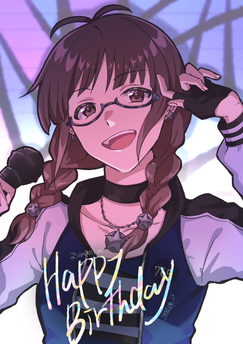 1girl akizuki_ritsuko antenna_hair bad_id bad_twitter_id black_choker black_gloves bow braid breasts brown_eyes brown_hair choker collarbone dated earrings fingerless_gloves glasses gloves grey-framed_eyewear hair_bow hair_ornament half_gloves hands_up happy highres holding holding_microphone idolmaster idolmaster_(classic) idolmaster_million_live! idolmaster_million_live!_theater_days jacket jewelry long_hair long_sleeves looking_at_viewer medium_breasts microphone multicolored_clothes multicolored_jacket necklace open_mouth shadow smile solo ssmgottani star_(symbol) star_earrings star_hair_ornament star_necklace teeth twin_braids twintails twitter_username two-tone_jacket upper_body upper_teeth_only wall