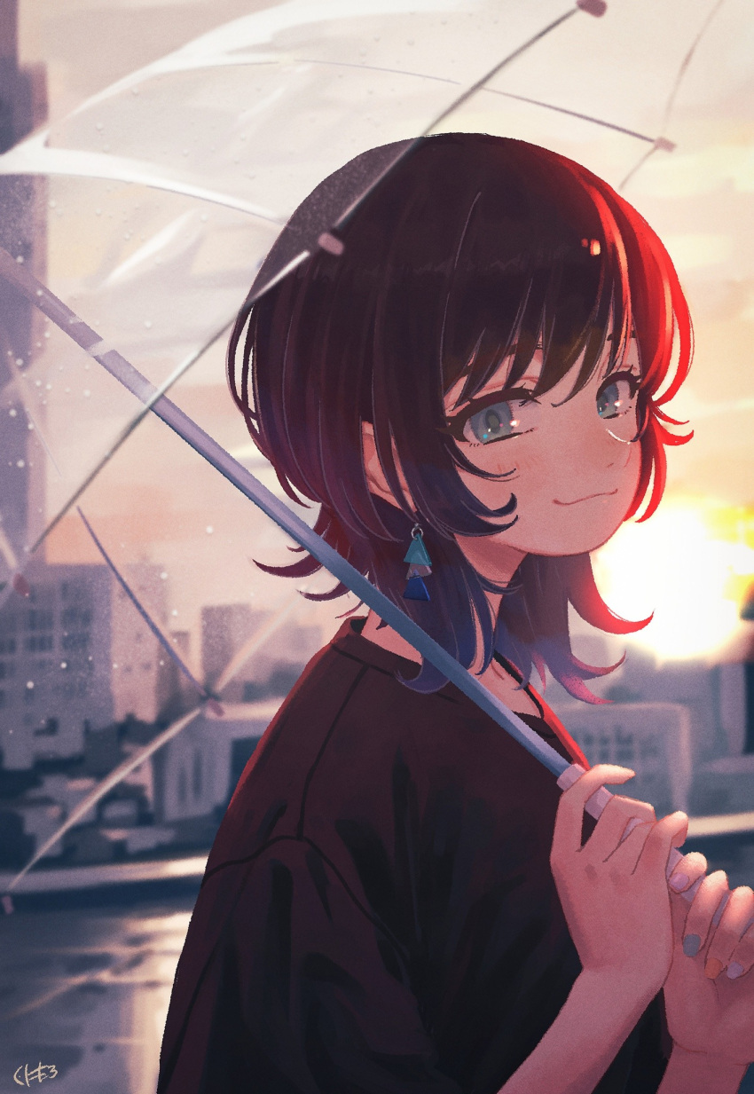 1girl :3 aqua_eyes black_hair black_shirt blue_nails blurry blush brown_hair city closed_mouth day depth_of_field earrings flipped_hair from_side hands_up highres holding holding_umbrella jewelry kunitarou-art looking_at_viewer looking_to_the_side multicolored_hair multicolored_nails nail_polish orange_nails original outdoors pink_nails redhead shirt short_hair sky smile solo streaked_hair sunlight sunset transparent transparent_umbrella umbrella upper_body white_nails