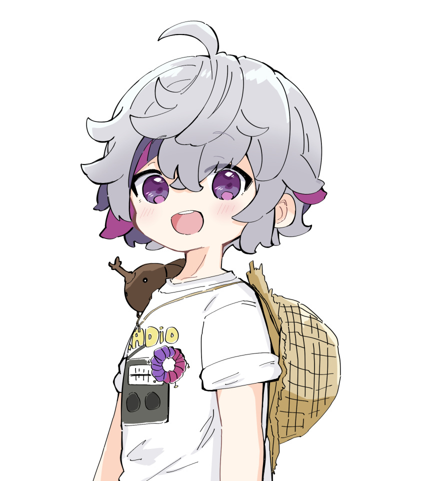 1boy :d animal_on_shoulder blush brown_headwear chibi commentary_request fuwa_minato grey_hair hair_between_eyes hat hat_around_neck highres looking_at_viewer male_focus multicolored_hair nijisanji nozo_(hitomiz) purple_hair shirt short_sleeves simple_background smile solo stag_beetle straw_hat streaked_hair teeth upper_body upper_teeth_only violet_eyes virtual_youtuber white_background white_shirt