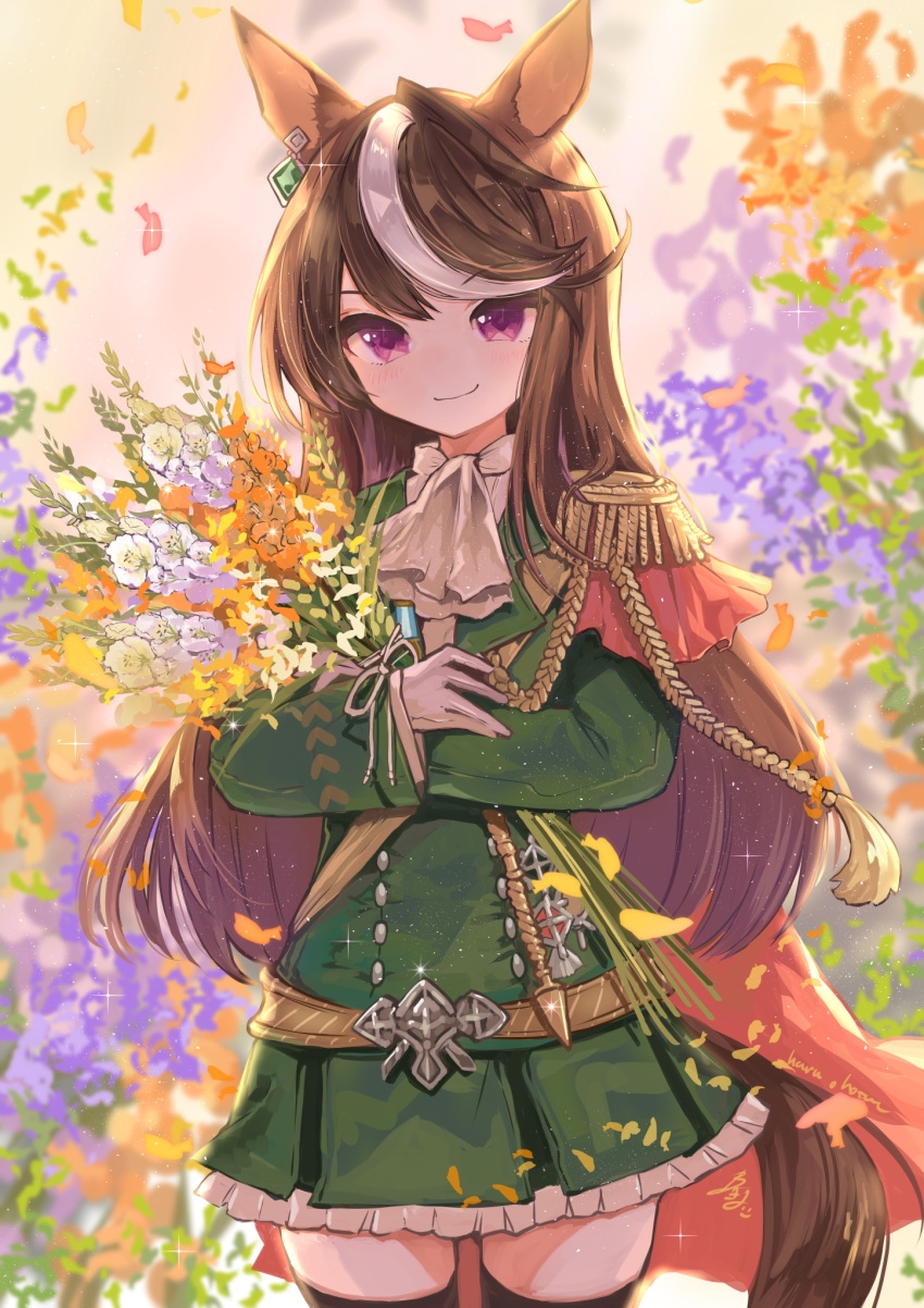 1girl aiguillette animal_ears artist_name ascot black_thighhighs bouquet brown_hair cape closed_mouth commentary cowboy_shot day dress earrings epaulettes flower frilled_dress frills gloves green_dress harunohotaru highres holding holding_bouquet horse_ears horse_girl horse_tail jewelry long_hair long_sleeves looking_at_viewer multicolored_hair orange_flower outdoors petals pleated_dress red_cape short_dress signature single_earring single_epaulette smile solo sparkle standing streaked_hair symboli_rudolf_(umamusume) tail thigh-highs umamusume violet_eyes white_ascot white_flower white_gloves white_hair wind