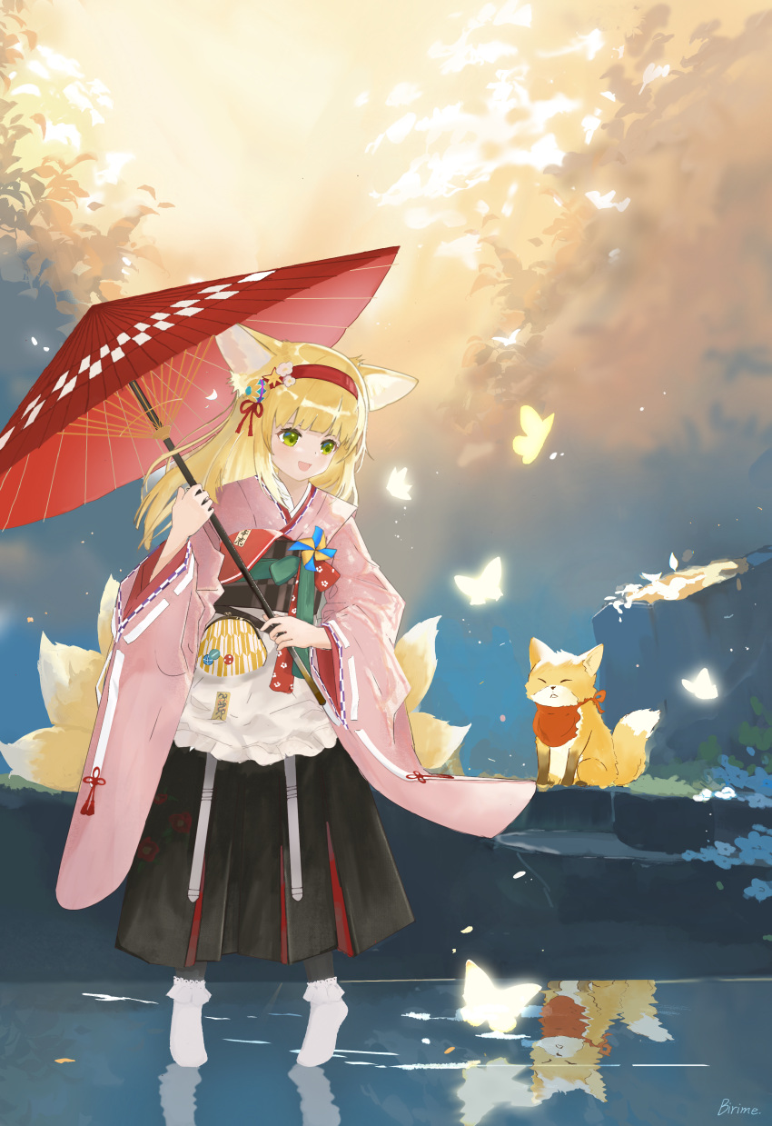 1girl :d absurdres animal animal_ear_fluff animal_ears apron arknights artist_name birime_(xinjinjumin3431326) black_hakama blonde_hair bobby_socks bug butterfly chinese_commentary coin_purse commentary_request floral_print flower fox fox_ears fox_girl fox_tail frilled_apron frills full_body green_eyes hair_flower hair_ornament hairband hakama hakama_skirt highres holding holding_umbrella japanese_clothes kimono kitsune kyuubi long_hair long_sleeves multiple_tails no_shoes obi official_alternate_costume oil-paper_umbrella open_mouth pink_kimono pinwheel pleated_skirt red_hairband red_umbrella sash skirt smile socks solo standing suzuran_(arknights) suzuran_(yukibare)_(arknights) tail tiptoes umbrella waist_apron white_apron white_socks wide_sleeves yagasuri