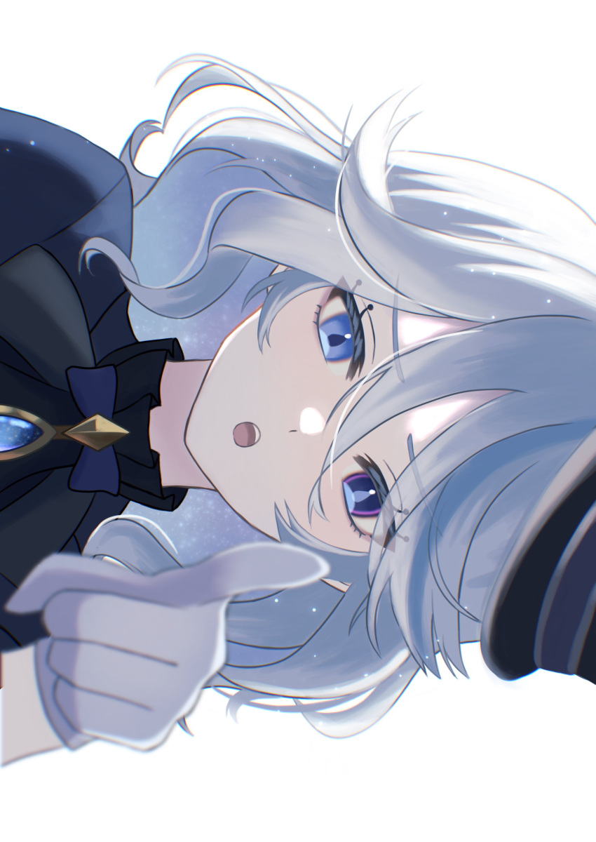 1girl absurdres furina_(genshin_impact) genshin_impact gloves gs_hogehoge hat highres no_heterochromia open_mouth pointing pointing_at_viewer simple_background top_hat white_background white_gloves white_hair