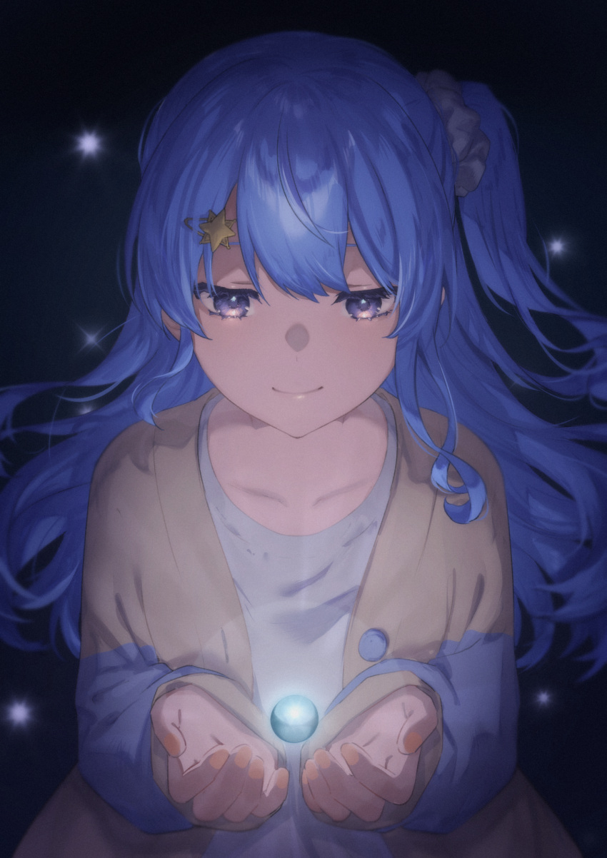 1girl blue_eyes blue_hair brown_jacket closed_mouth commentary_request eyebrows_hidden_by_hair grey_scrunchie hair_between_eyes hair_ornament hair_scrunchie hairclip highres hololive hoshimachi_suisei jacket kitasaya_ai long_hair long_sleeves nail_polish one_side_up open_clothes open_jacket orange_nails scrunchie shirt sleeves_past_wrists smile solo very_long_hair virtual_youtuber white_shirt