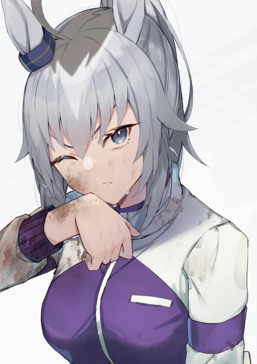 absurdres animal_ears blue_eyes ear_ornament grey_hair highres horse_ears horse_girl jacket kuroshiro_kanae oguri_cap_(umamusume) ponytail tagme track_jacket track_suit umamusume