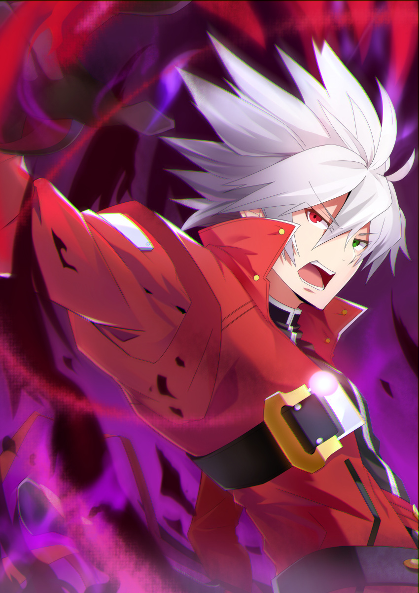 1boy absurdres ahoge belt_buckle black_shirt blazblue buckle chest_belt claws commentary_request d: devoured_by_darkness green_eyes hair_between_eyes heterochromia highres jacket long_sleeves looking_to_the_side male_focus open_mouth purple_background ragna_the_bloodedge red_eyes red_jacket shirowa shirt short_hair solo spiky_hair upper_body white_hair