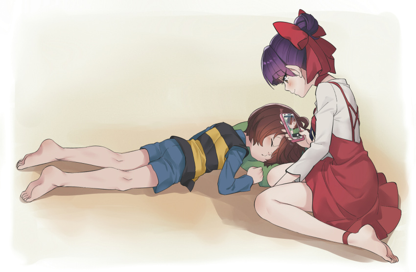 1boy 1girl barefoot blush bow brown_hair cellphone commentary_request gegege_no_kitarou hair_bow hair_over_one_eye highres holding holding_phone kitarou lying nekomusume nekomusume_(gegege_no_kitarou_6) on_stomach phone pillow purple_hair short_hair silanduqiaocui sleeping smartphone smile taking_picture