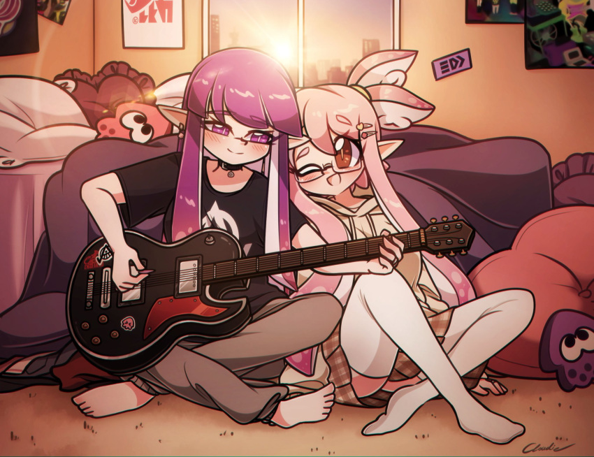 2girls barefoot bed black-framed_eyewear blush brown_eyes closed_mouth crossed_legs earrings glasses hair_ornament hairclip highres holding holding_instrument holding_plectrum indoors inkling inkling_girl instrument jewelry littlecloudie long_hair looking_at_another multiple_girls music one_eye_closed open_mouth pillow pink_hair playing_instrument plectrum pointy_ears purple_hair sitting smile splatoon_(series) sunset tentacle_hair thigh-highs violet_eyes white_thighhighs window yuri