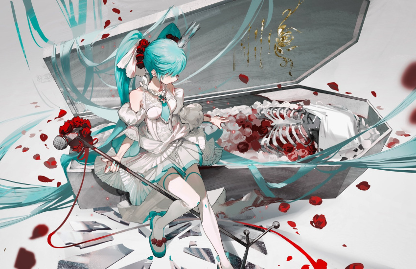 1girl aqua_bow aqua_hair aqua_nails aqua_necktie bare_shoulders blood blood_on_clothes blurry bow broken_glass coffin crown depth_of_field detached_sleeves dress flower footwear_bow full_body glass grey_background hair_flower hair_ornament hair_over_eyes hatsune_miku highres holding holding_microphone_stand knee_up long_hair looking_down microphone_stand mini_crown nail_polish necktie outstretched_hand outstretched_leg petals pleated_skirt puffy_sleeves red_flower red_ribbon red_rose ribbon rose rose_petals rumoon shiroi_yuki_no_princess_wa_(vocaloid) sitting skeleton skirt sleeveless sleeveless_dress solo thigh-highs train_(clothing) twintails very_long_hair vocaloid white_dress white_flower white_footwear white_rose white_thighhighs zettai_ryouiki