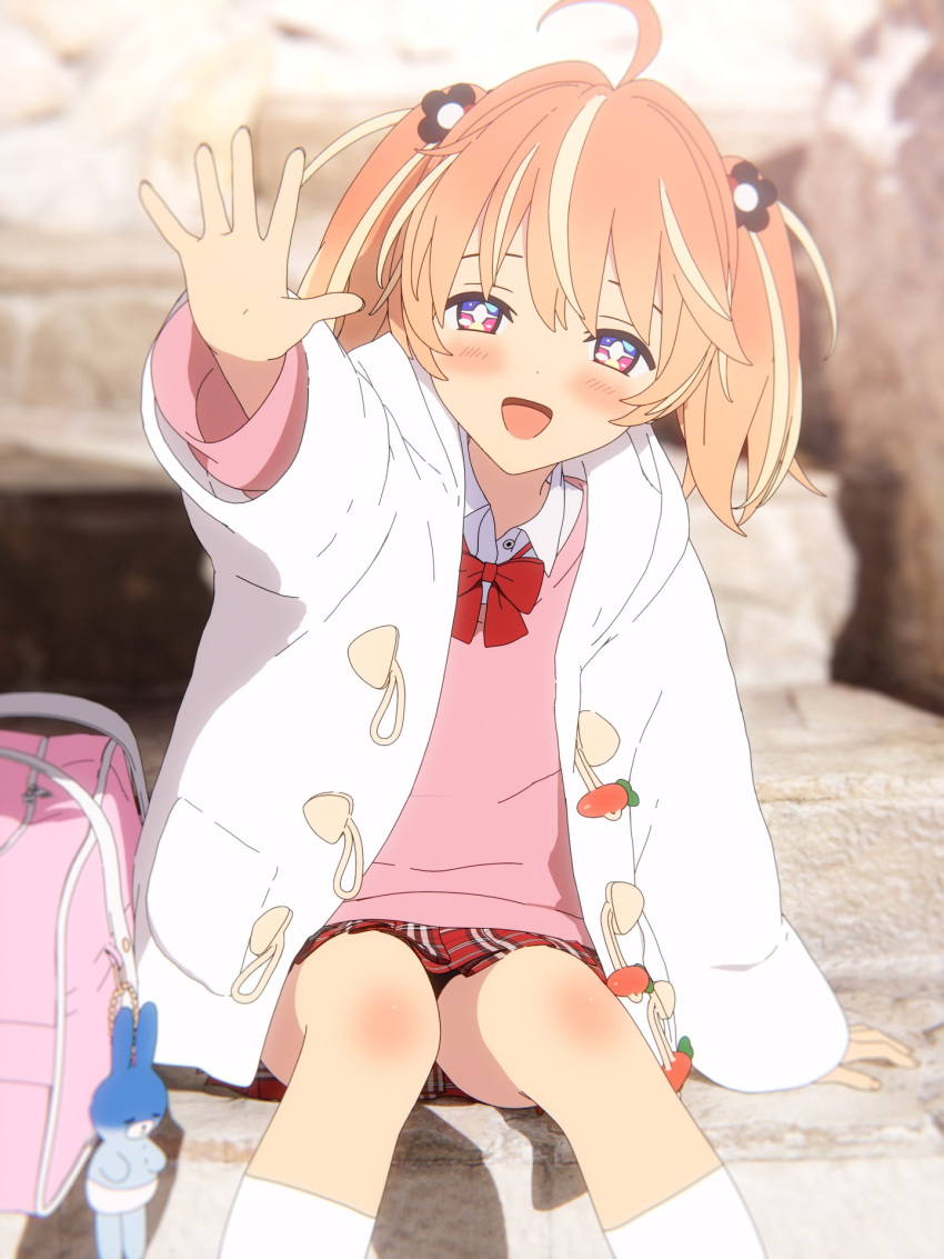 +_+ 1girl 3d ahoge arm_at_side artist_request bag bag_charm blender_(medium) blonde_hair blurry blurry_background blush bow bowtie bright_pupils carrot charm_(object) collared_shirt commentary_request cowboy_shot day dot_nose flower hair_flower hair_ornament highres hood hoodie kneehighs long_sleeves looking_at_viewer medium_hair miniskirt multicolored_eyes multicolored_hair open_clothes open_hand open_hoodie open_mouth orange_hair outdoors outstretched_arm pink_bag pink_eyes pink_sweater plaid plaid_skirt red_bow red_bowtie red_skirt rinne_(rinrinne) rinrinne school_bag school_uniform shirt sitting skirt smile socks solo streaked_hair sweater two_side_up violet_eyes virtual_youtuber waving white_hoodie white_pupils white_shirt white_socks