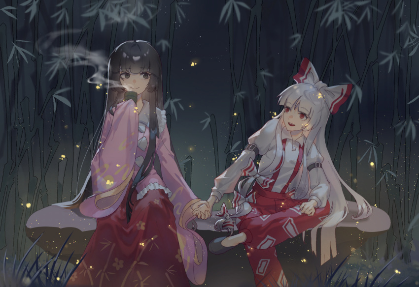 2girls arm_belt bamboo bamboo_forest black_footwear black_hair blunt_bangs bow collared_shirt commentary_request cup forest frilled_shirt_collar frills fujiwara_no_mokou grey_eyes hair_bow hand_up highres holding holding_cup holding_hands houraisan_kaguya long_hair long_skirt long_sleeves looking_at_another multiple_girls nature open_mouth outdoors pants pink_shirt red_bow red_eyes red_pants red_skirt rock shirt shoes sitting skirt smile steam suspenders touhou two-tone_bow very_long_hair white_bow white_hair xinjinjumin249055877979