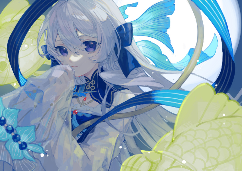 1girl absurdres arknights blue_dress blue_eyes blue_ribbon commentary_request dress hair_between_eyes hand_up highres long_hair looking_at_viewer miike_(992058) mulberry_(arknights) mulberry_(reflection_that_of_the_moons)_(arknights) official_alternate_costume ribbon see-through see-through_sleeves sleeves_past_fingers sleeves_past_wrists solo striped striped_ribbon two-tone_dress upper_body very_long_sleeves white_dress white_hair