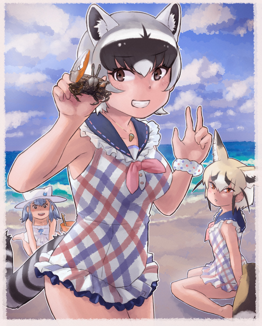 3girls absurdres animal animal_ear_fluff animal_ears armpits bare_arms bare_shoulders beach black_hair blonde_hair crab crab-eating_raccoon_(kemono_friends) day extra_ears fang fox_ears fox_girl fox_tail frills grey_hair grin hands_up hat highres hikari_(kemono_friends) holding holding_animal horizon jewelry kemono_friends kemono_friends_3 leaning_forward looking_at_viewer medium_hair multicolored_hair multiple_girls ocean one-piece_swimsuit open_mouth orange_eyes outdoors parted_lips pendant raccoon_ears raccoon_girl raccoon_tail rueppell's_fox_(kemono_friends) sand scrunchie sitting smile swimsuit tail toriny v wariza water white_hair wrist_scrunchie