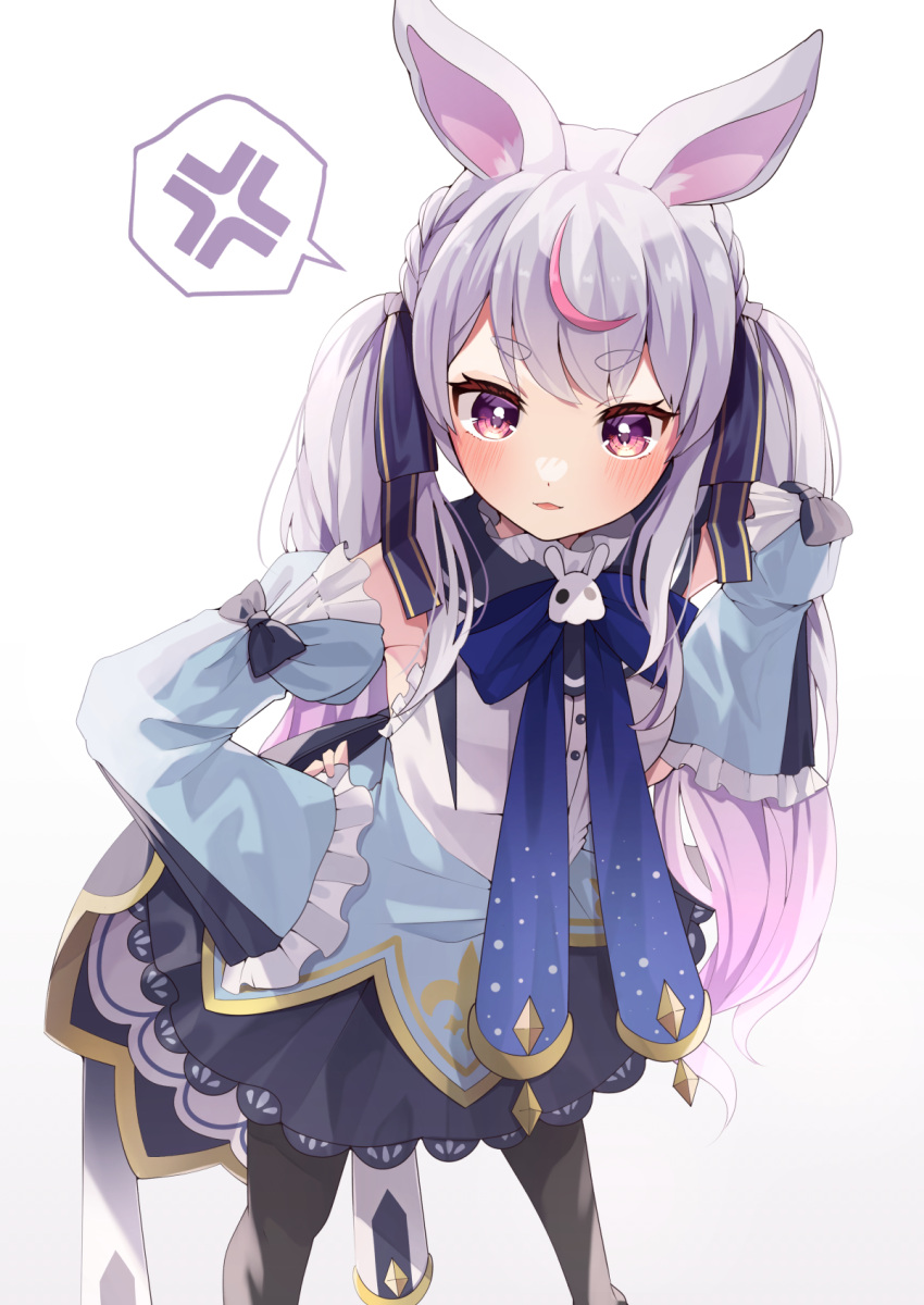 1girl anger_vein animal_ears black_pantyhose blue_bow blue_bowtie blue_skirt blue_sleeves blush bow bowtie collared_shirt detached_sleeves frilled_sleeves frills gradient_hair grey_hair hands_on_own_hips highres leaning_forward light_purple_hair long_hair long_sleeves looking_at_viewer multicolored_hair pantyhose rabbit_brooch rabbit_ears red_eyes shirt skirt sleeveless sleeveless_shirt spoken_anger_vein thick_eyebrows tosaki_mimi twintails virtual_youtuber vspo! yukijirushi_e