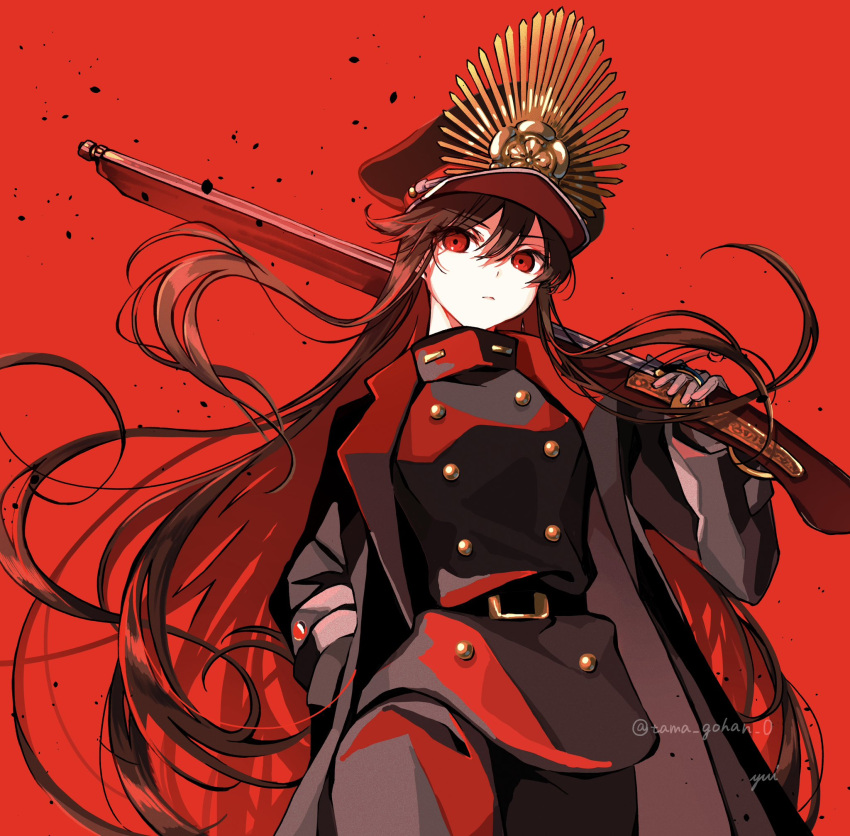 1girl belt black_coat black_hair black_pants closed_mouth coat fate/grand_order fate_(series) gun hair_between_eyes hands_in_pockets hat hi_(wshw5728) highres holding holding_weapon koha-ace long_hair looking_at_viewer military_hat military_uniform musket oda_nobunaga_(fate) oda_nobunaga_(koha-ace) oda_uri open_clothes open_coat over_shoulder pants peaked_cap red_background red_eyes signature solo twitter_username uniform very_long_hair weapon weapon_over_shoulder