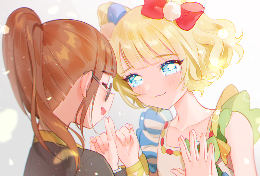 2girls :3 black-framed_eyewear black_jacket blonde_hair blue_bow blue_eyes blunt_bangs blush bow brown_hair closed_eyes closed_mouth commentary_request cone_hair_bun curly_hair dress dual_persona face-to-face facing_another frills glasses hair_bun hands_up highres jacket long_hair long_sleeves looking_at_another minami_mirei multiple_girls o4ritarou open_mouth pinky_swear ponytail pretty_(series) pripara red_bow short_hair sleeveless sleeveless_dress smile upper_body white_background