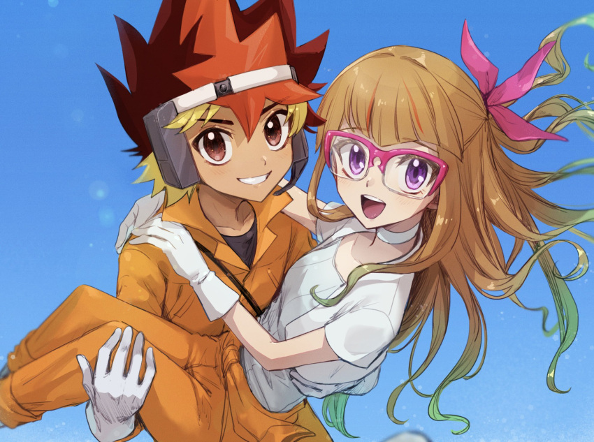 1boy 1girl blue_background brother_and_sister brown_hair carrying glass gloves hair_ribbon highres jumpsuit kanidevice looking_at_viewer multicolored_hair ohdo_yuamu ohdo_yuhi open_mouth orange_jumpsuit princess_carry red-framed_eyewear red_eyes ribbon siblings smile twins two-tone_hair violet_eyes white_gloves yu-gi-oh! yu-gi-oh!_go_rush!!