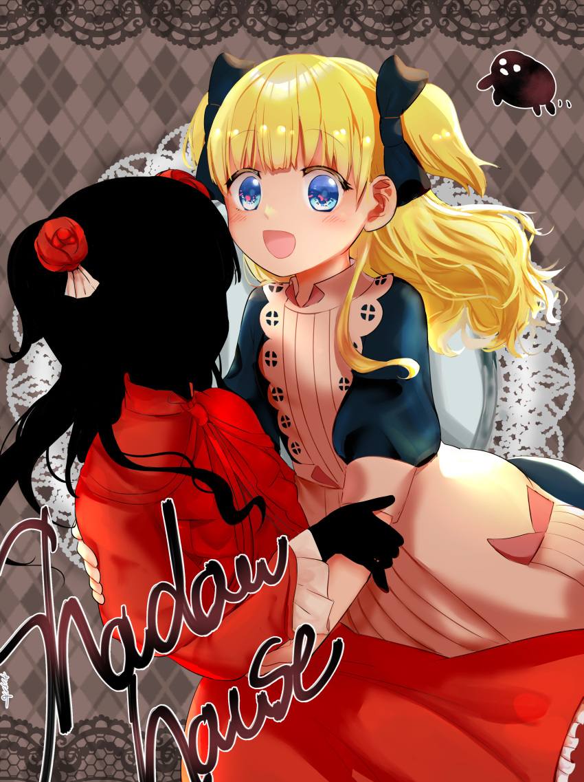 2girls :d absurdres apron argyle argyle_background black_bow blonde_hair blue_eyes bow commentary_request copyright_name dress emilico_(shadows_house) flower flower_ornament hair_bow highres kate_(shadows_house) living_doll_uniform long_hair multiple_girls open_mouth puffy_short_sleeves puffy_sleeves red_dress red_flower red_rose rose shadow_(shadows_house) shadows_house short_sleeves smile two_side_up white_apron yyxw5385