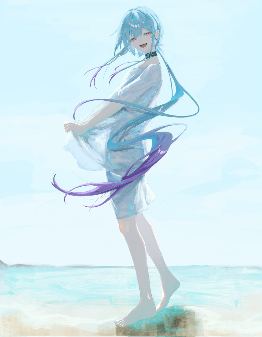 1boy alternate_costume arknights bare_legs barefoot beach blue_hair blue_sky commentary gradient_hair highres infection_monitor_(arknights) light_blue_hair long_hair looking_at_viewer male_focus mizuki_(arknights) multicolored_hair nate71762013 ocean open_mouth outdoors ponytail purple_hair rock shirt short_sleeves shorts sky smile solo very_long_hair wet wet_clothes white_shirt white_shorts