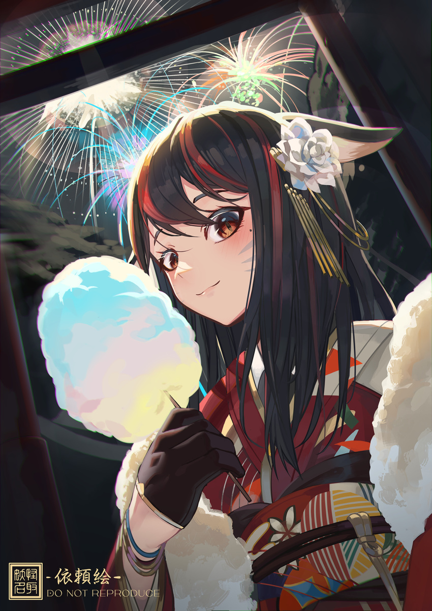 1girl aerial_fireworks animal_ears bangle black_gloves black_hair blush bracelet cat_ears closed_mouth commentary_request cotton_candy facial_mark final_fantasy final_fantasy_xiv fireworks flower food fur_trim gloves hair_flower hair_ornament half_gloves highres holding holding_food japanese_clothes jewelry kimono long_hair long_sleeves looking_at_viewer mole mole_under_eye multicolored_hair natori_youkai night night_sky red_eyes red_kimono redhead sky smile solo streaked_hair torii whisker_markings white_flower wide_sleeves