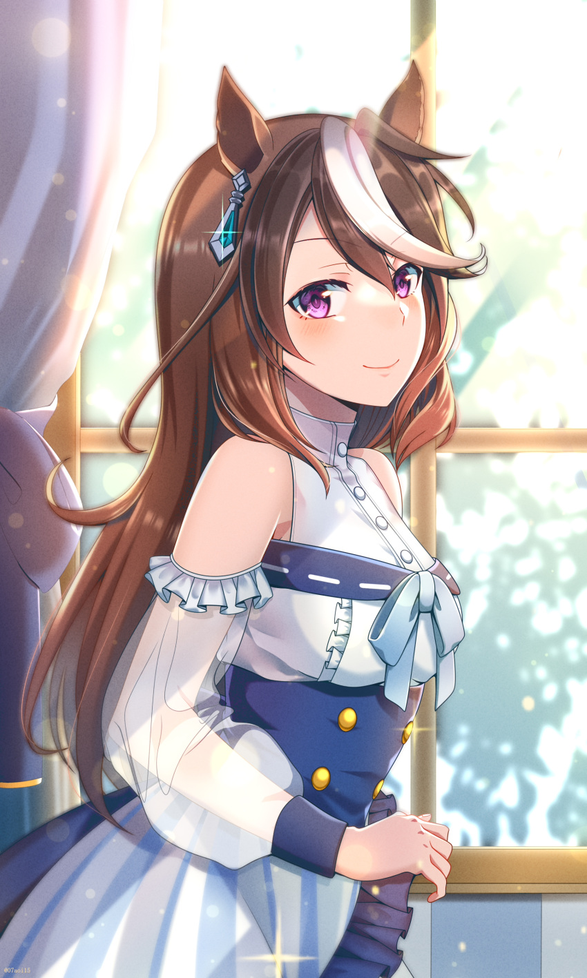 1girl absurdres alternate_costume animal_ears aoi_(07aoi15) bare_shoulders blush breasts brown_hair closed_mouth corset curtains detached_sleeves dress earrings glint highres horse_ears indoors jewelry lens_flare long_hair looking_at_viewer multicolored_hair see-through see-through_sleeves small_breasts smile solo streaked_hair symboli_rudolf_(umamusume) twitter_username umamusume violet_eyes watermark white_dress window