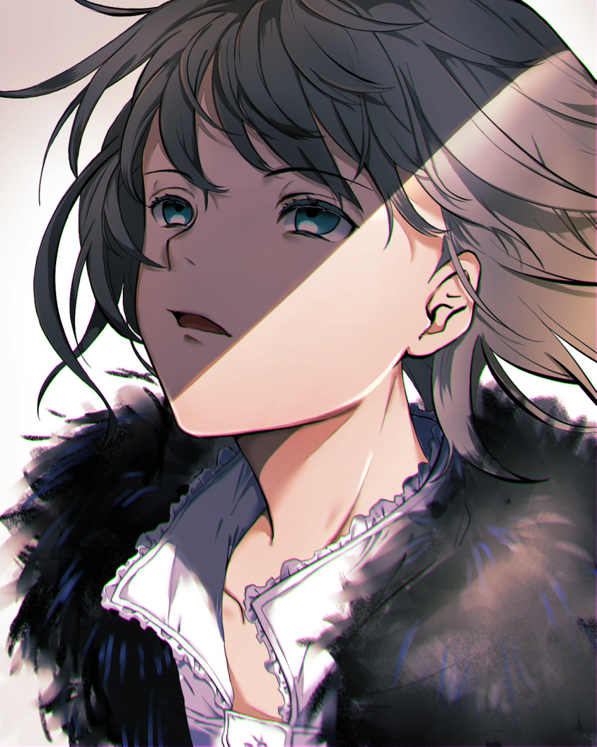 1boy blue_eyes cape dress_shirt eiki_(eikityou_55) eyelashes fate/grand_order fate_(series) frilled_shirt_collar frills fur-trimmed_cape fur_trim grey_hair highres looking_up male_focus oberon_(fate) oberon_(third_ascension)_(fate) open_mouth shirt short_hair sidelighting simple_background solo upper_body white_background white_shirt