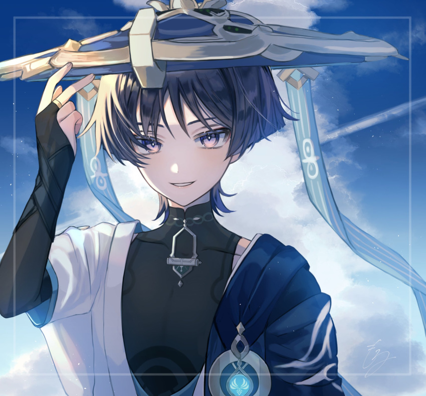 1boy angel_mol armor black_hair blue_hair clouds commentary_request genshin_impact hand_on_headwear highres japanese_armor japanese_clothes kote kurokote looking_at_viewer male_focus mandarin_collar multicolored_hair outdoors parted_lips scaramouche_(genshin_impact) sky solo upper_body violet_eyes vision_(genshin_impact) wanderer_(genshin_impact)